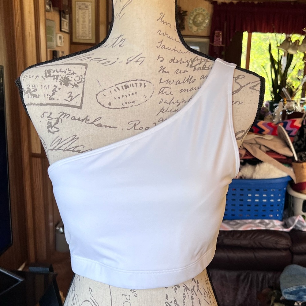 NWT Victoria Secret Pink Sport ultimate lightly lined one shoulder white bra.